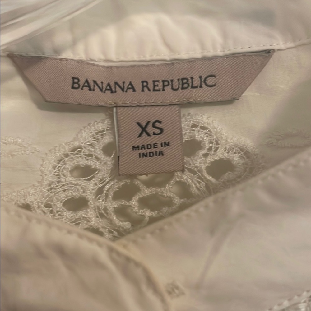 Banana Republic Marianna Lace Blouse - Picture 4 of 14